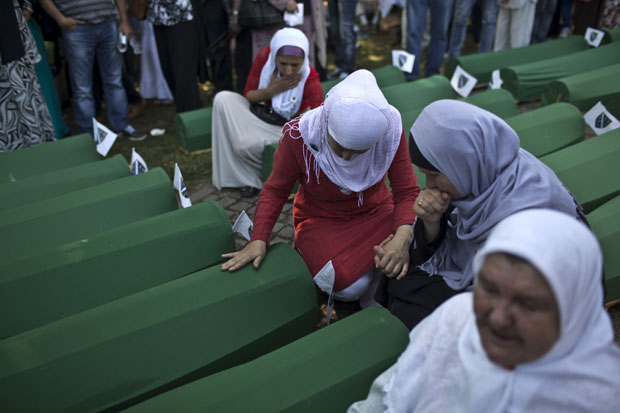 Србију сад туже и мајке Сребренице